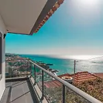 Lux Villa *