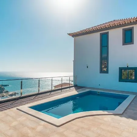 Lux Câmara de Lobos