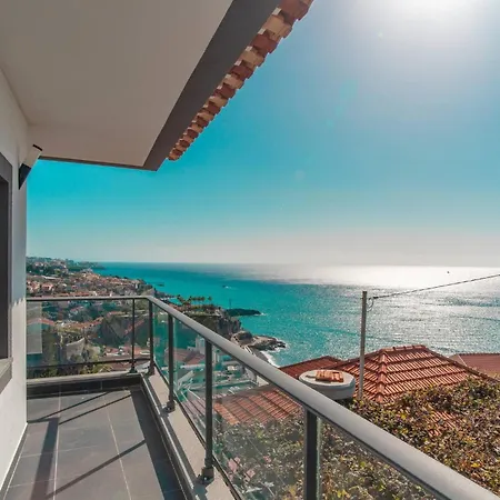 Lux Villa *